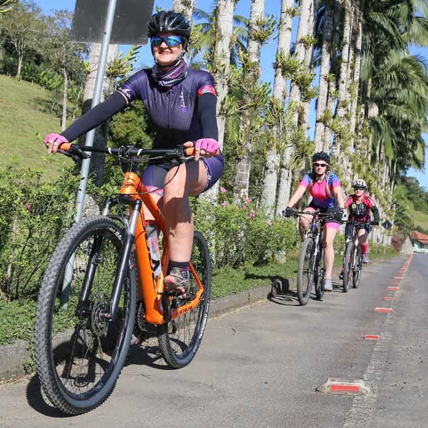 pedal-pedaladas-roteiros-jaragua-sul-cicloturismo-onde-cicloturista-ciclista-bicicleta-bike-marines-ronchi-rio-dal-luz
